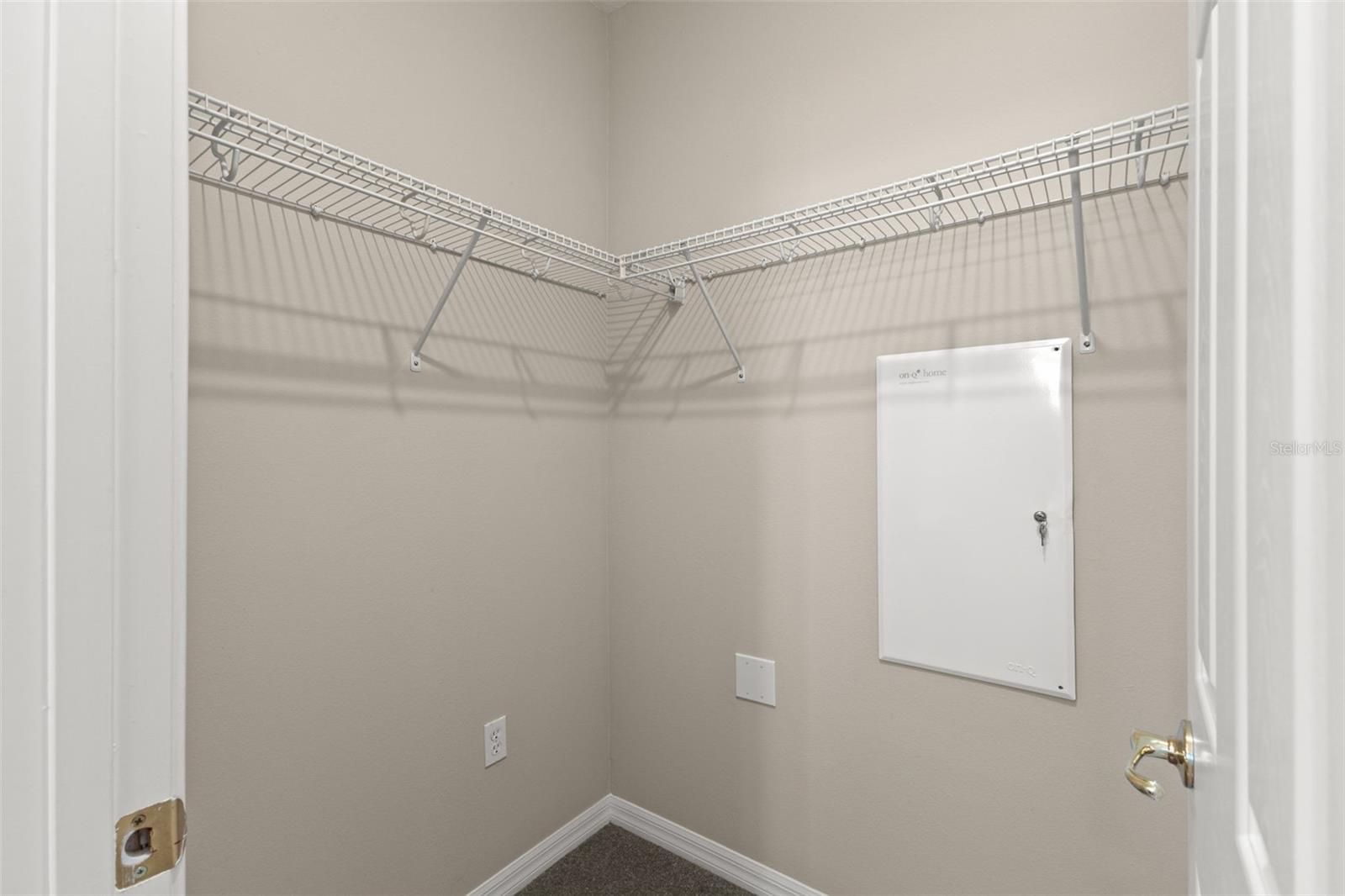 Image 25 of 34 For 14114 Oakham Street