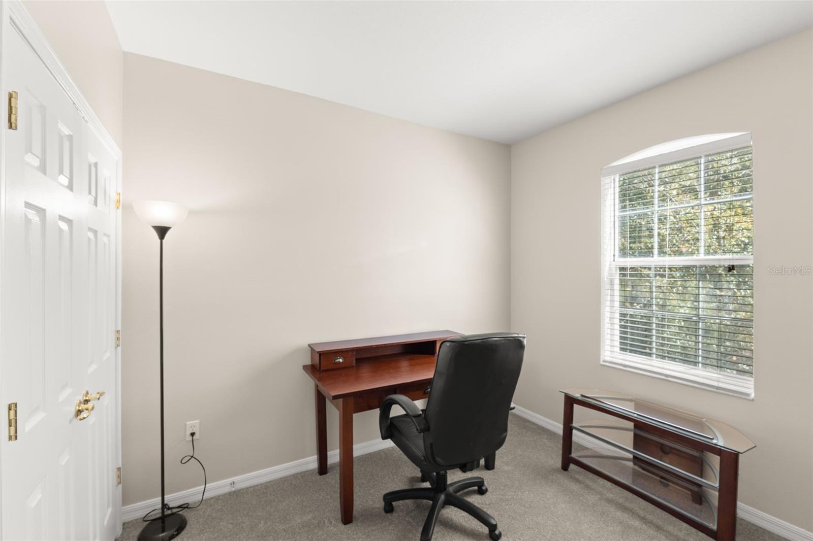 Image 29 of 34 For 14114 Oakham Street