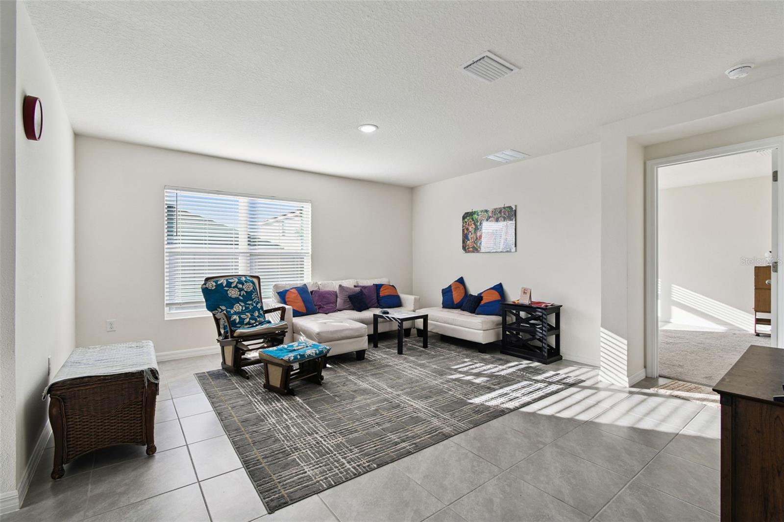 Listing photo id 23 for 9210 Sapphire Creek Place