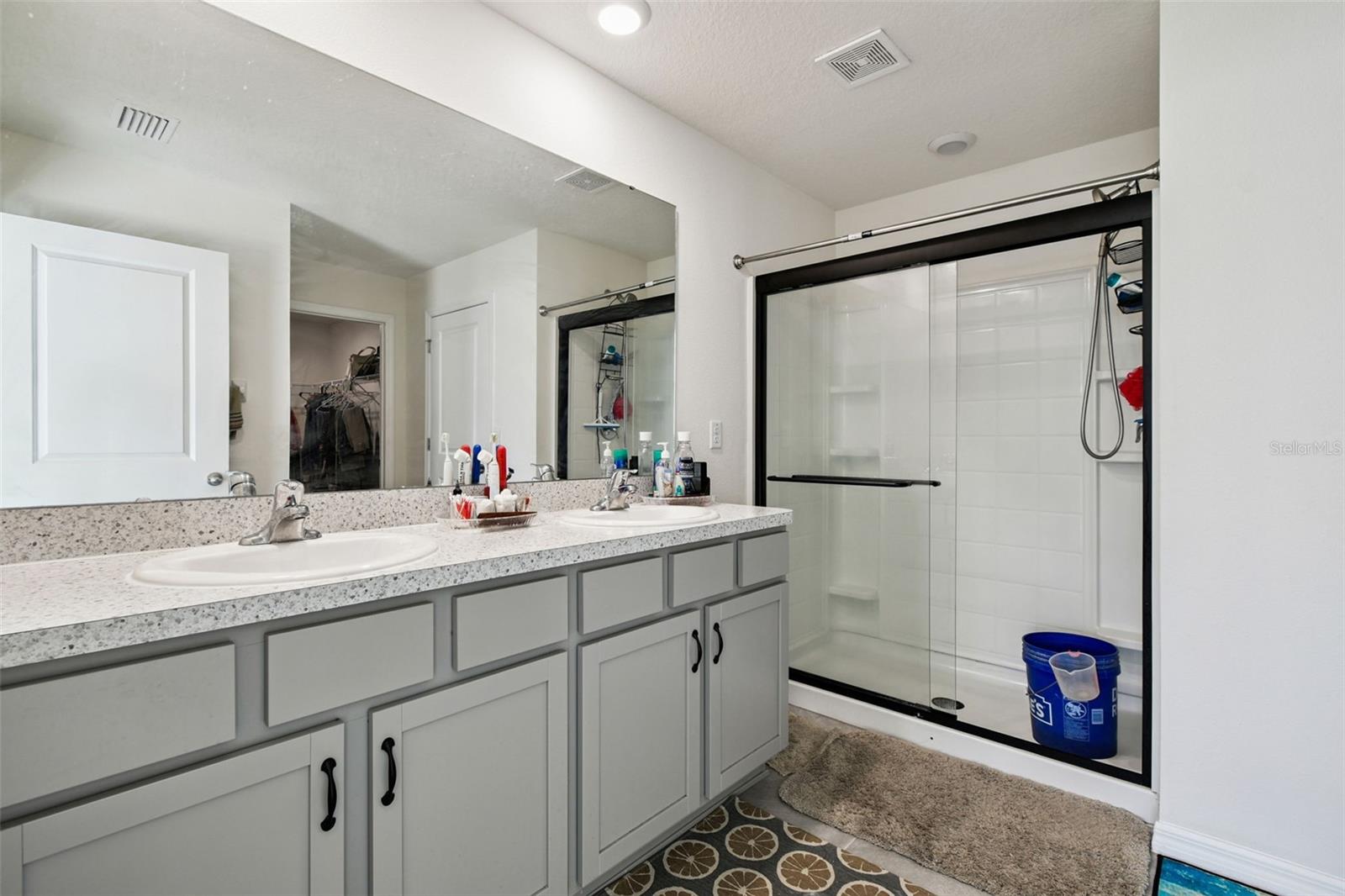 Listing photo id 41 for 9210 Sapphire Creek Place