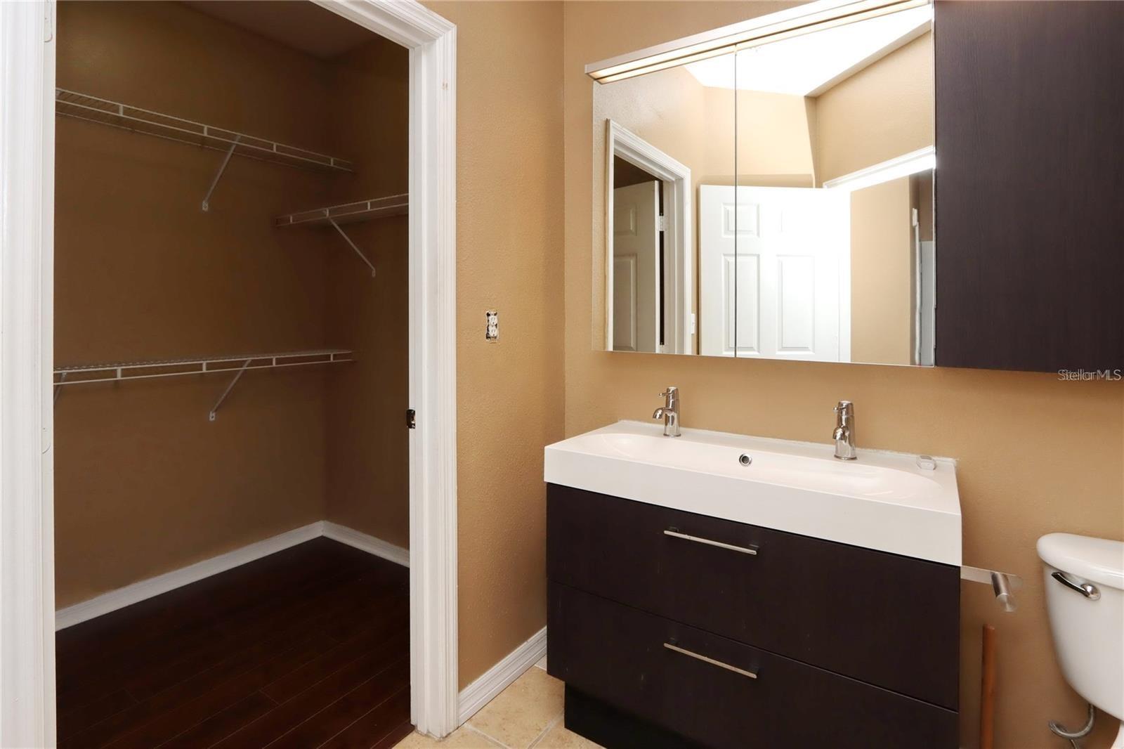 Image 16 of 24 For 9918 Courtney Palms Boulevard 201