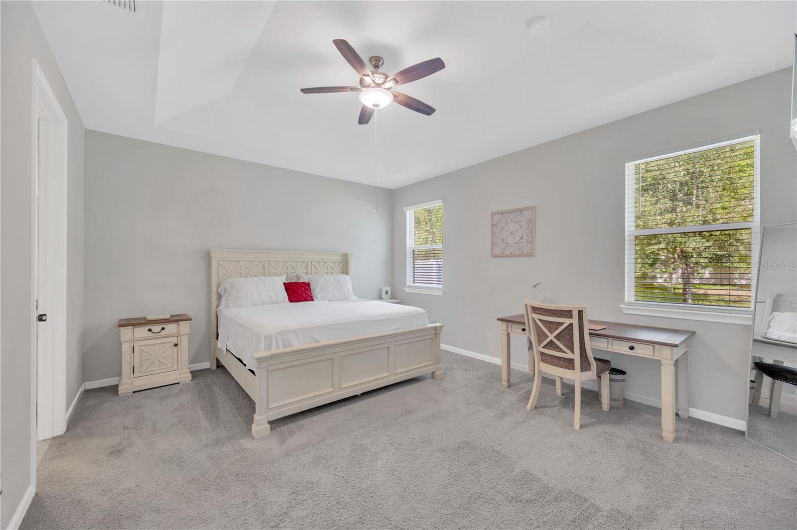 Listing photo id 19 for 2608 Valley Sunset Lane