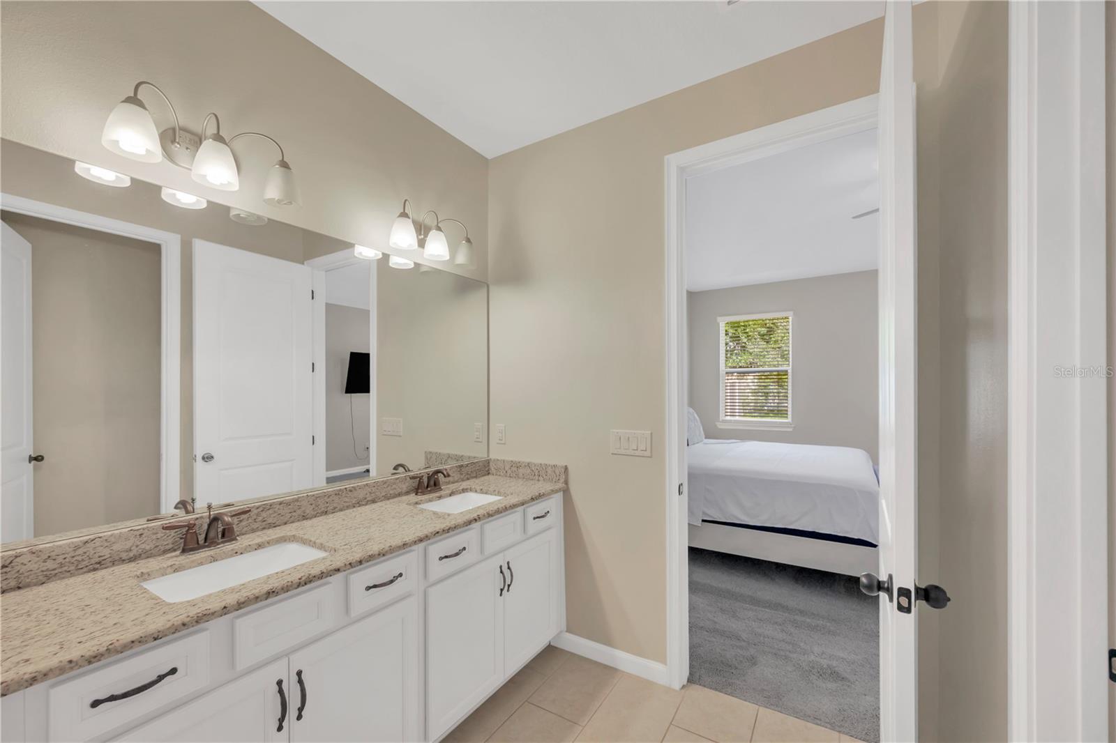 Listing photo id 24 for 2608 Valley Sunset Lane