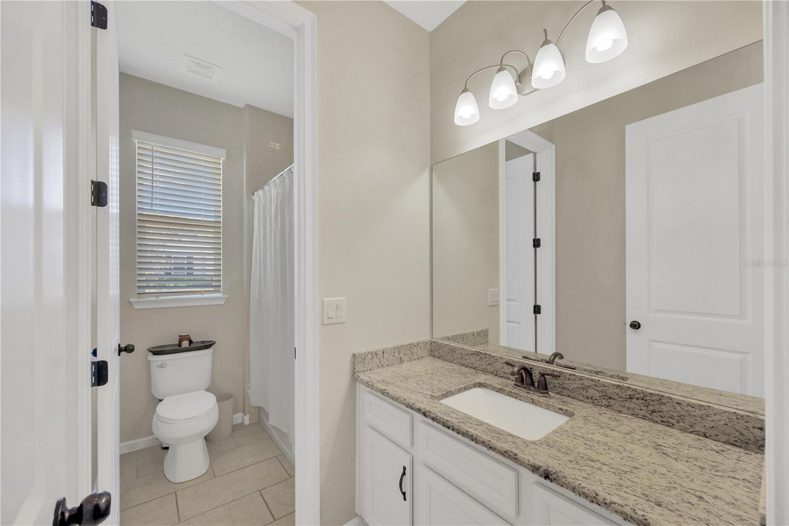 Listing photo id 28 for 2608 Valley Sunset Lane