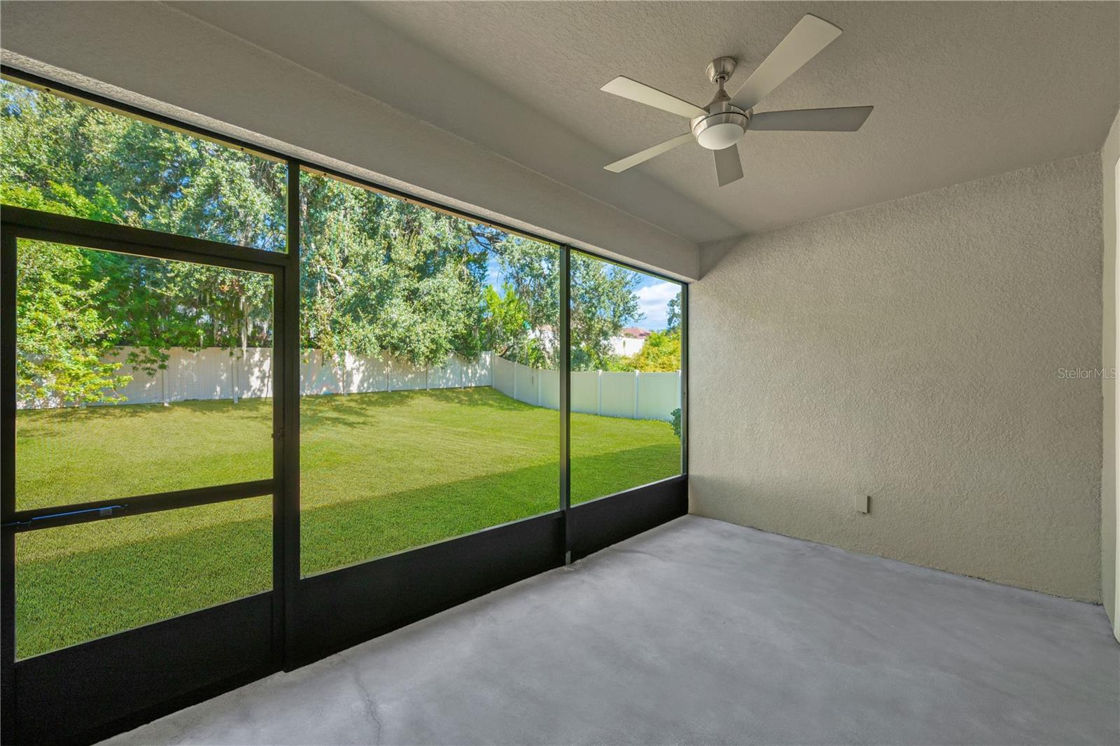 Listing photo id 34 for 2608 Valley Sunset Lane