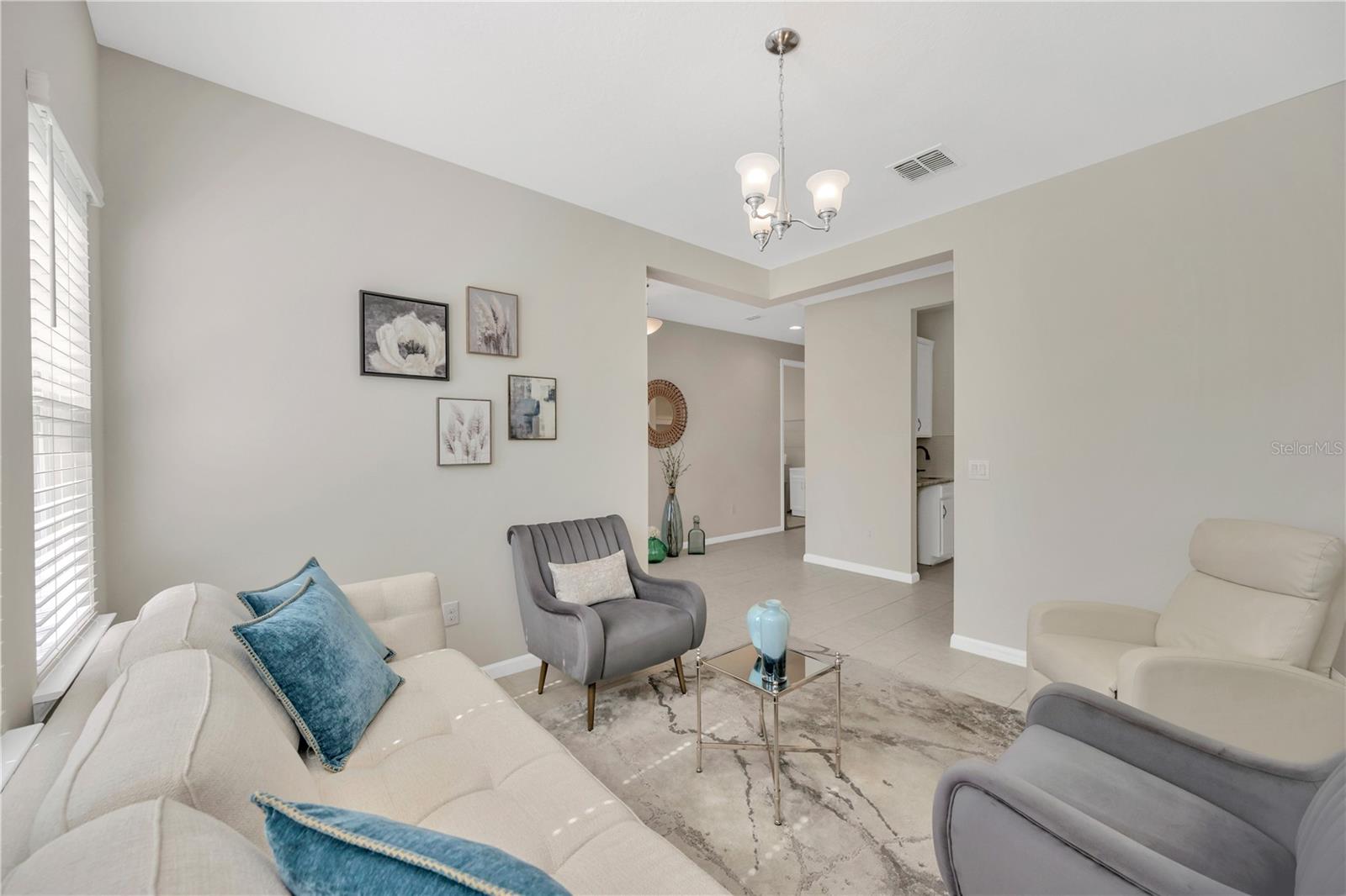 Listing photo id 6 for 2608 Valley Sunset Lane