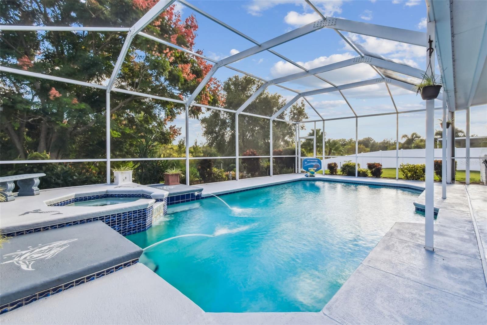 Listing photo id 37 for 1119 Fox Chapel Drive