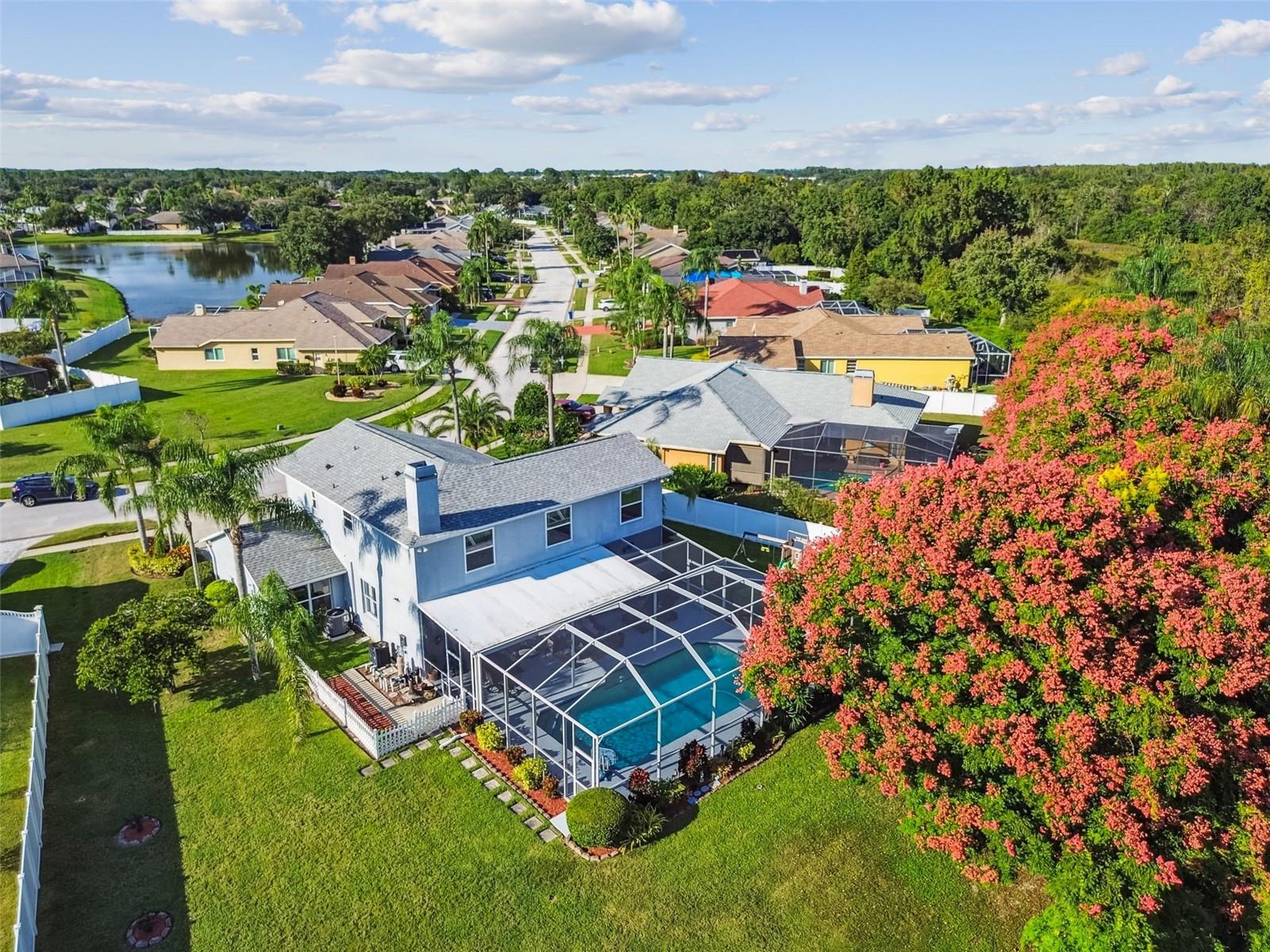 Listing photo id 44 for 1119 Fox Chapel Drive