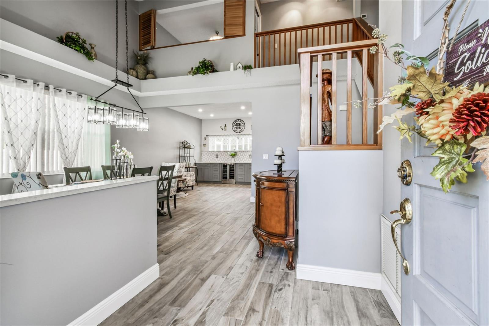 Listing photo id 4 for 1119 Fox Chapel Drive