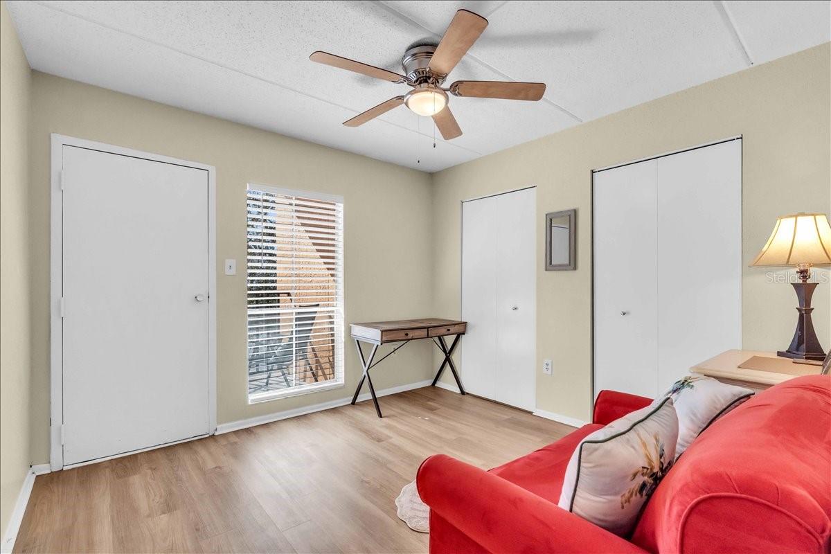 Image 17 of 21 For 8911 Blind Pass Road 209