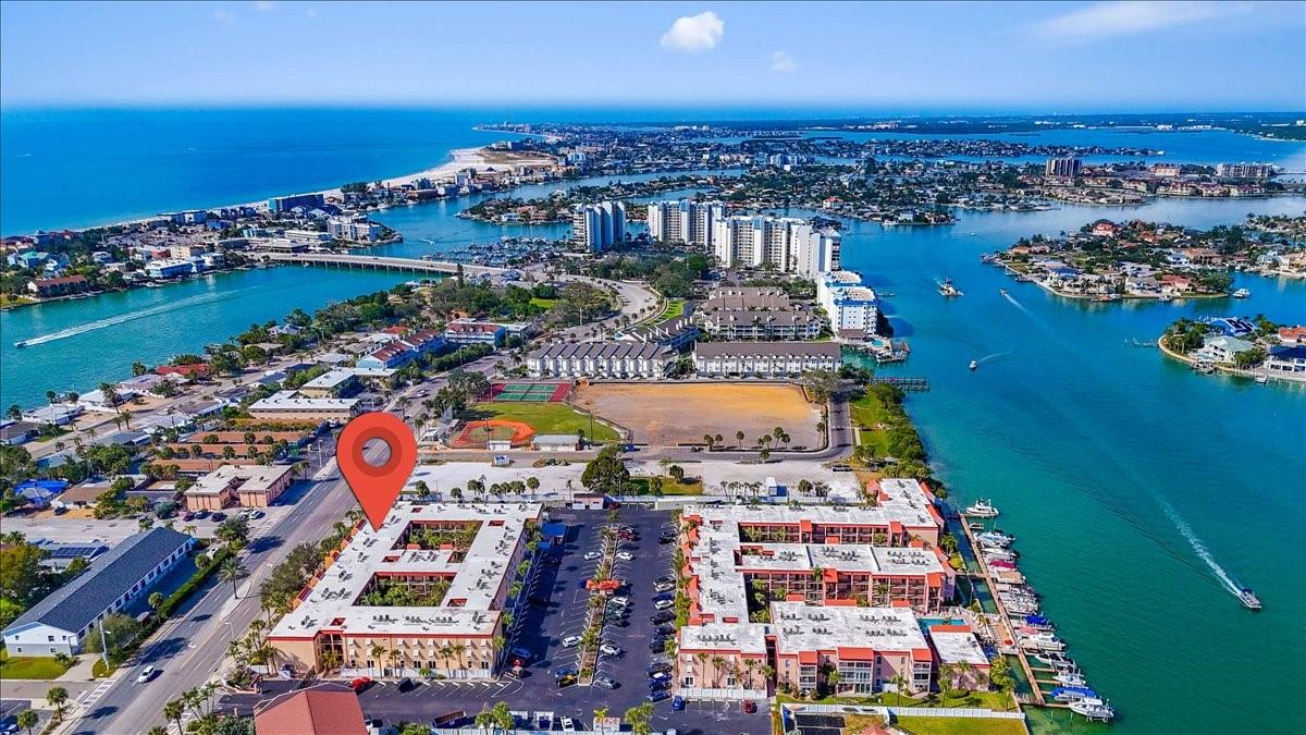 Image 5 of 21 For 8911 Blind Pass Road 209