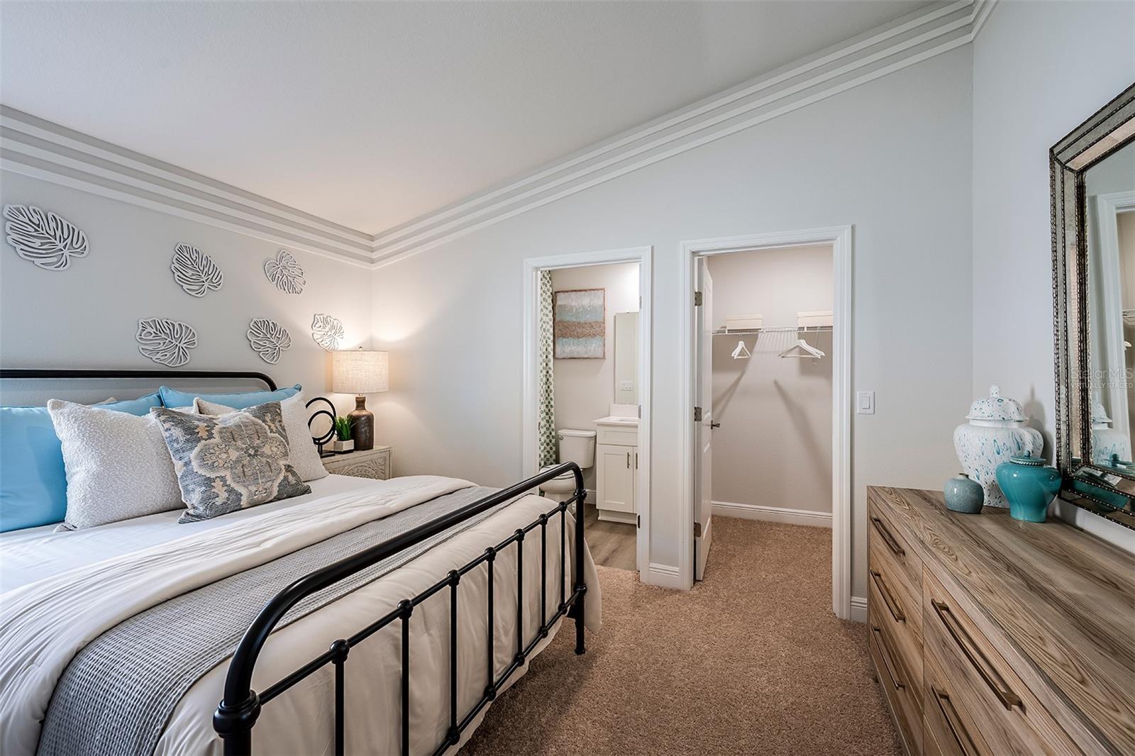 Image 17 of 32 For 31702 Chateau Manor Lane