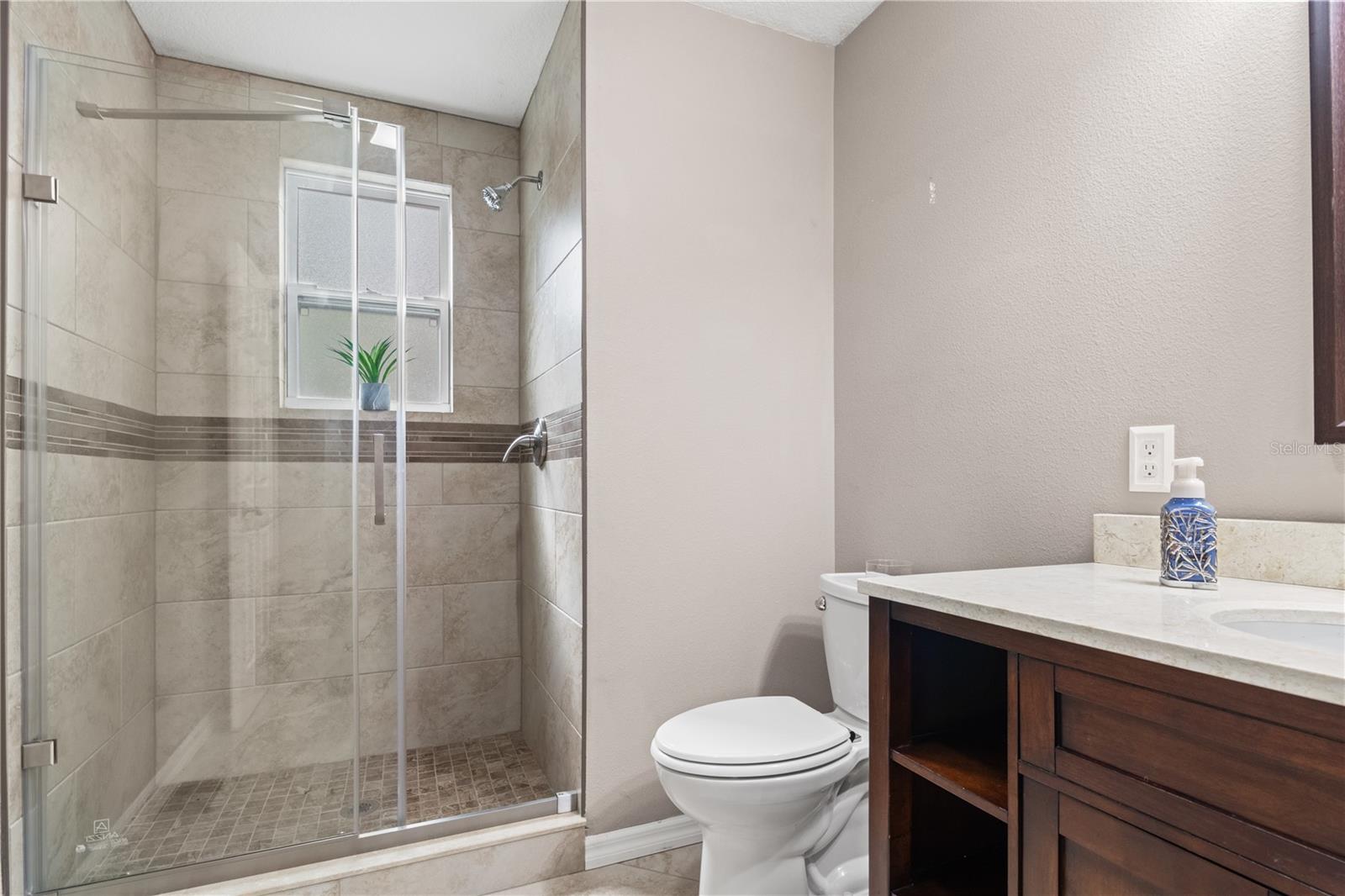 Listing photo id 16 for 7832 Solar Place