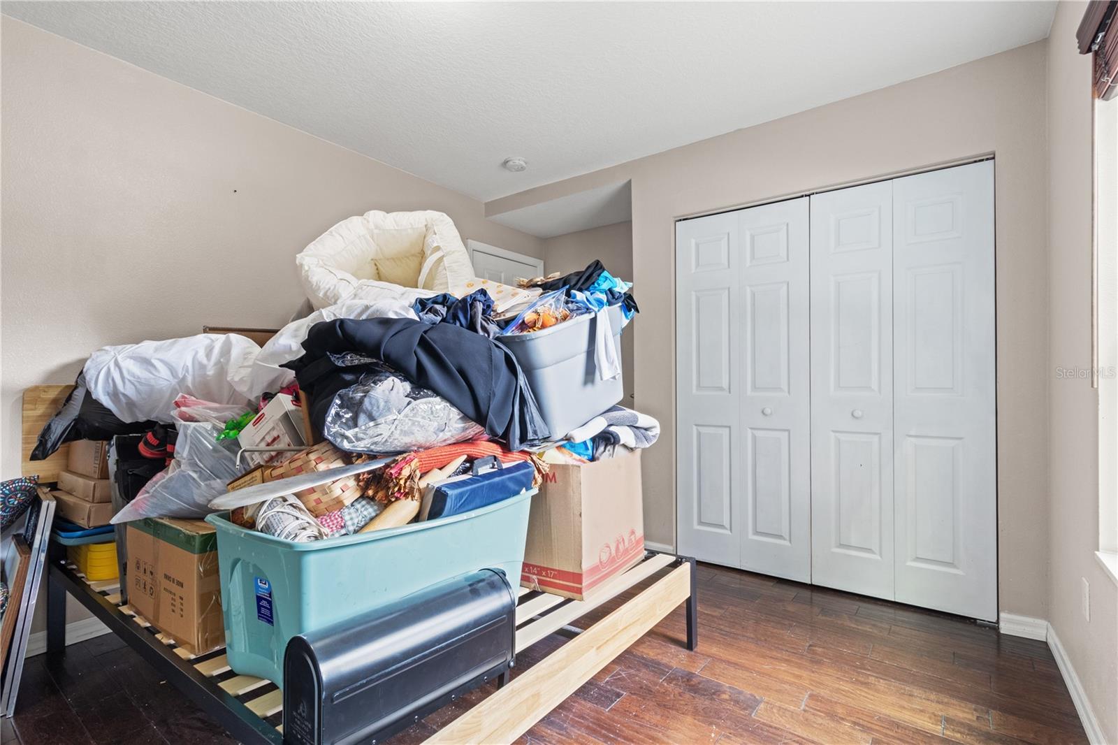 Listing photo id 21 for 7832 Solar Place