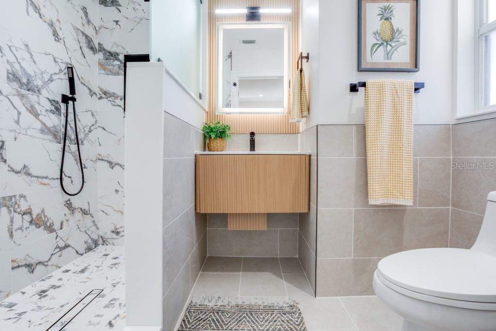 Image 27 of 44 For 272 79th Avenue Ne