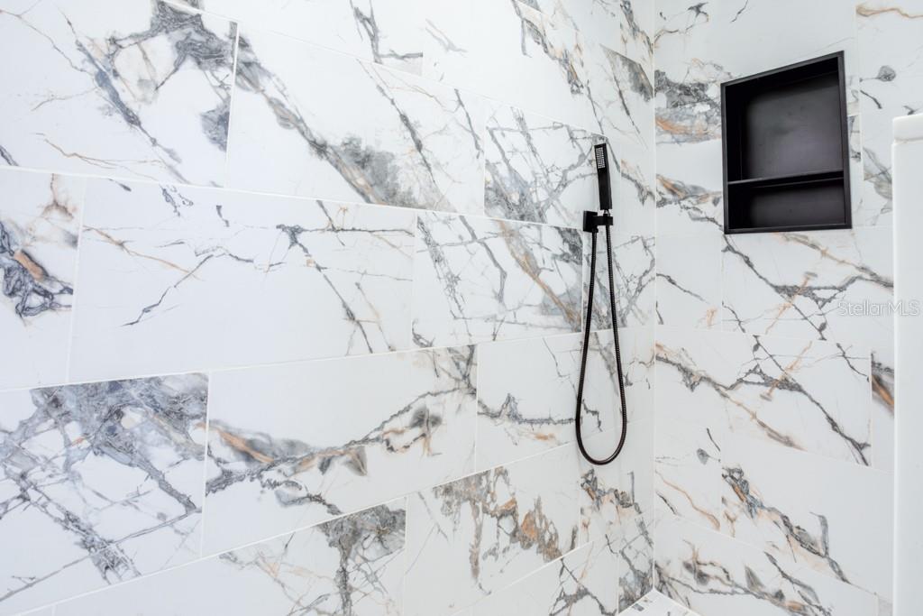 Image 28 of 44 For 272 79th Avenue Ne