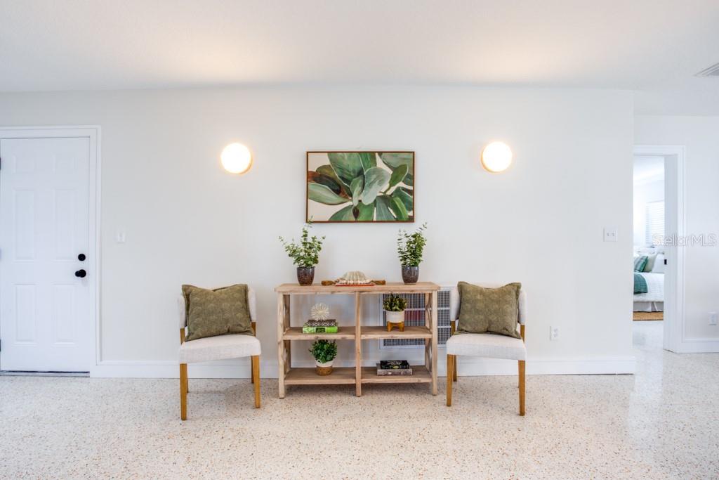 Image 7 of 44 For 272 79th Avenue Ne