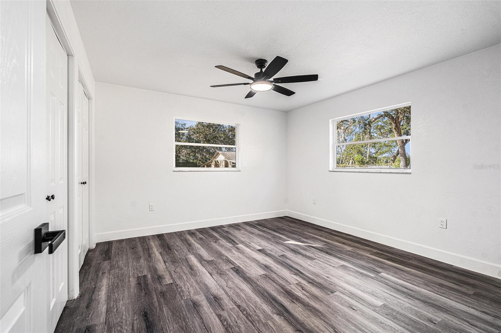 Image 18 of 29 For 18911 Furman Drive