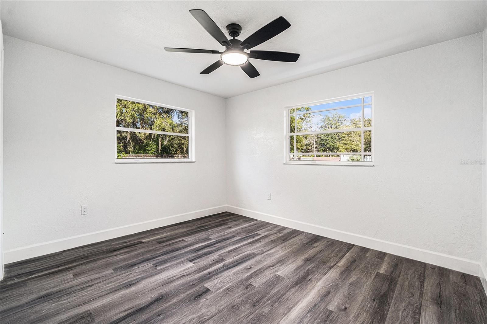 Image 20 of 29 For 18911 Furman Drive