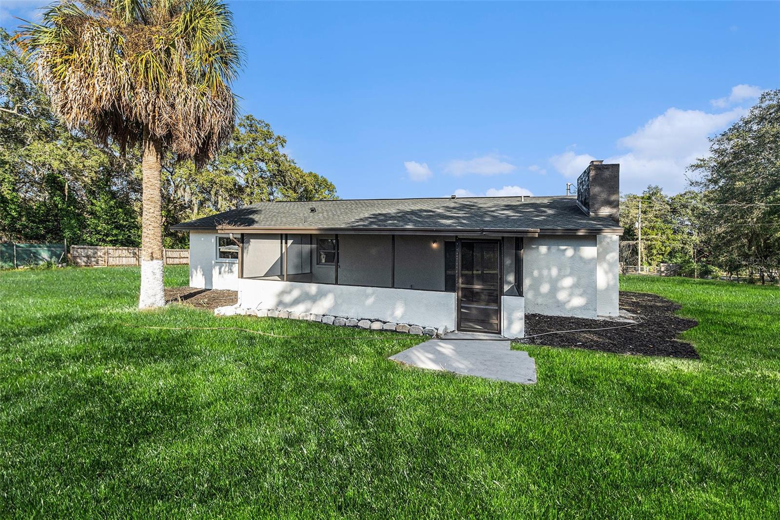 Image 24 of 29 For 18911 Furman Drive