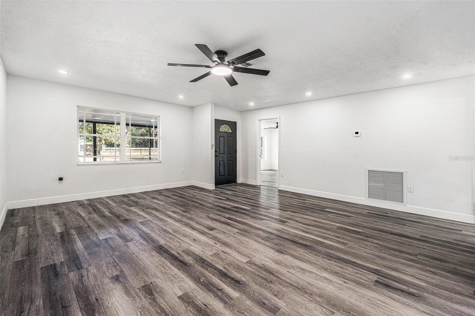 Image 5 of 29 For 18911 Furman Drive