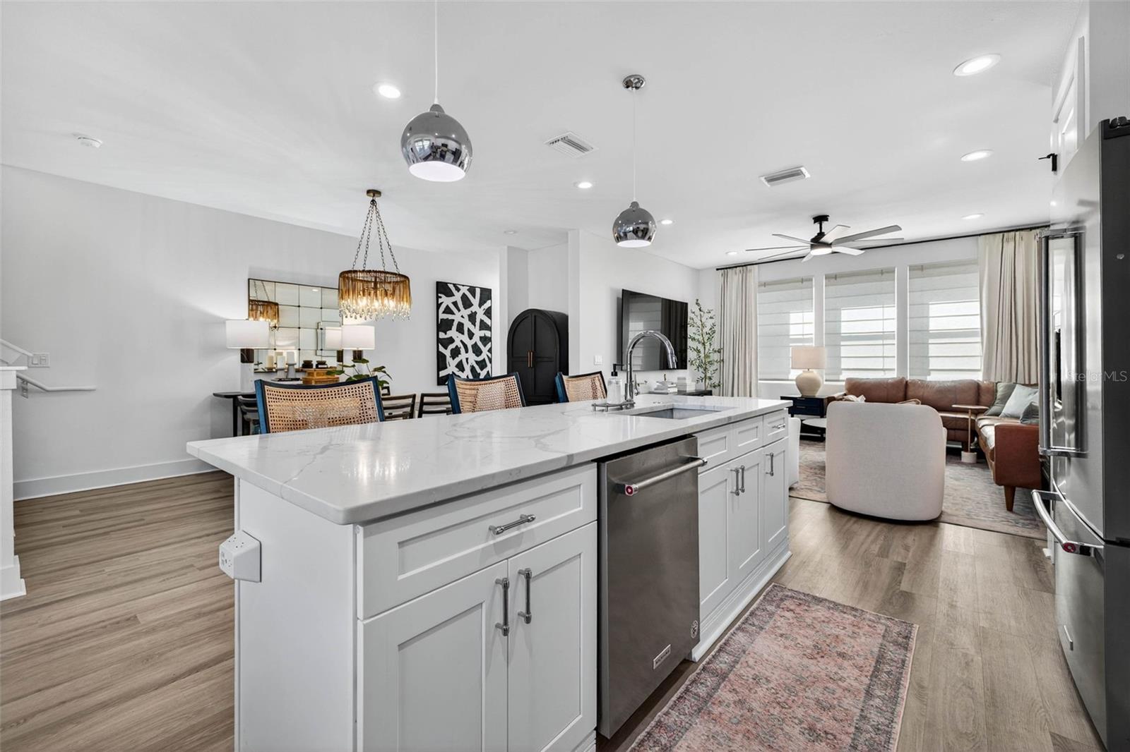 Image 16 of 51 For 29 29th Street N