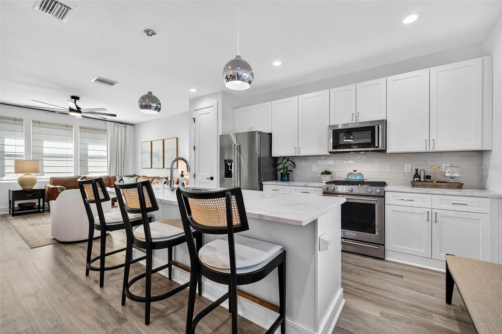 Image 19 of 51 For 29 29th Street N