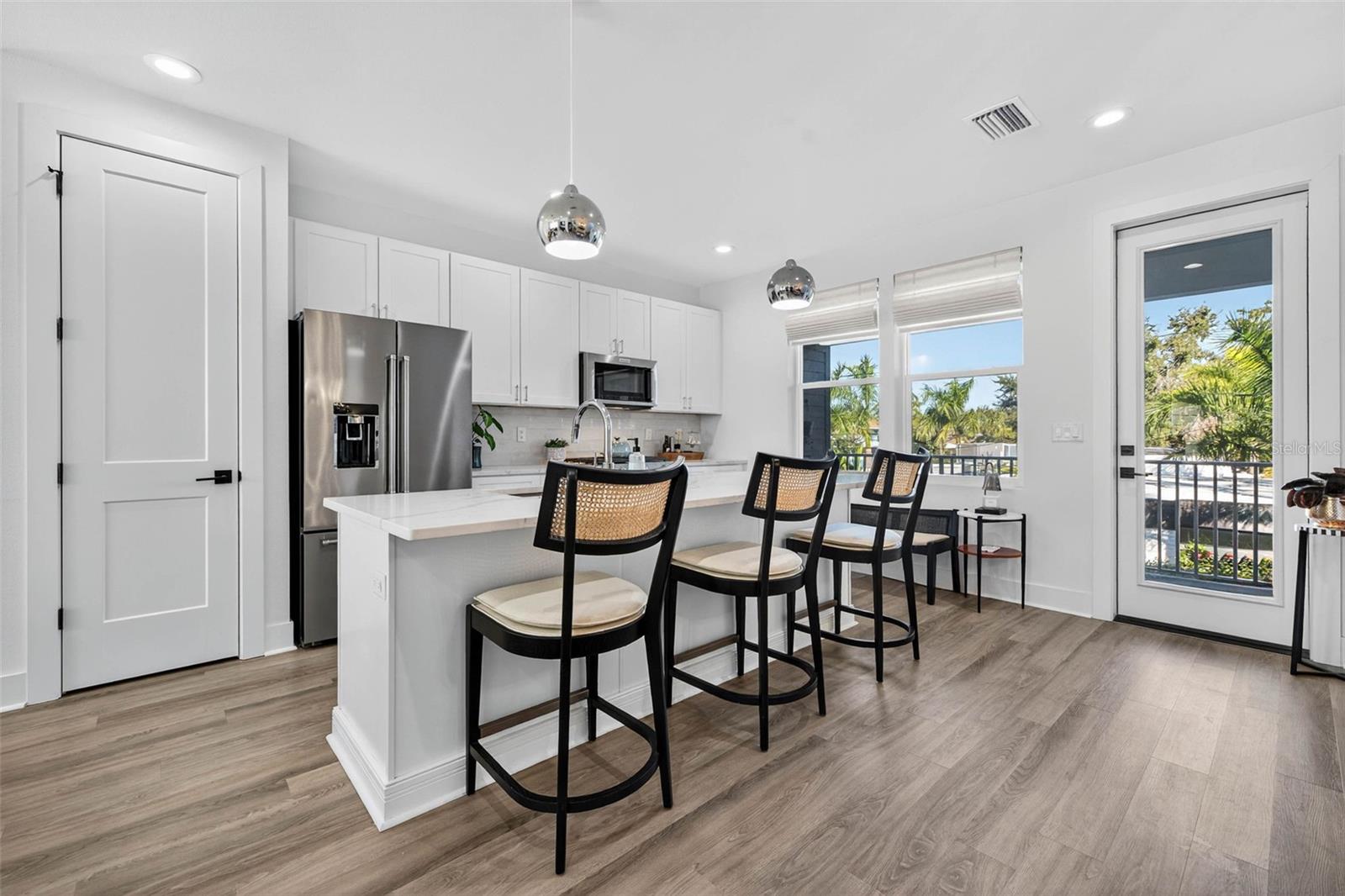 Image 21 of 51 For 29 29th Street N