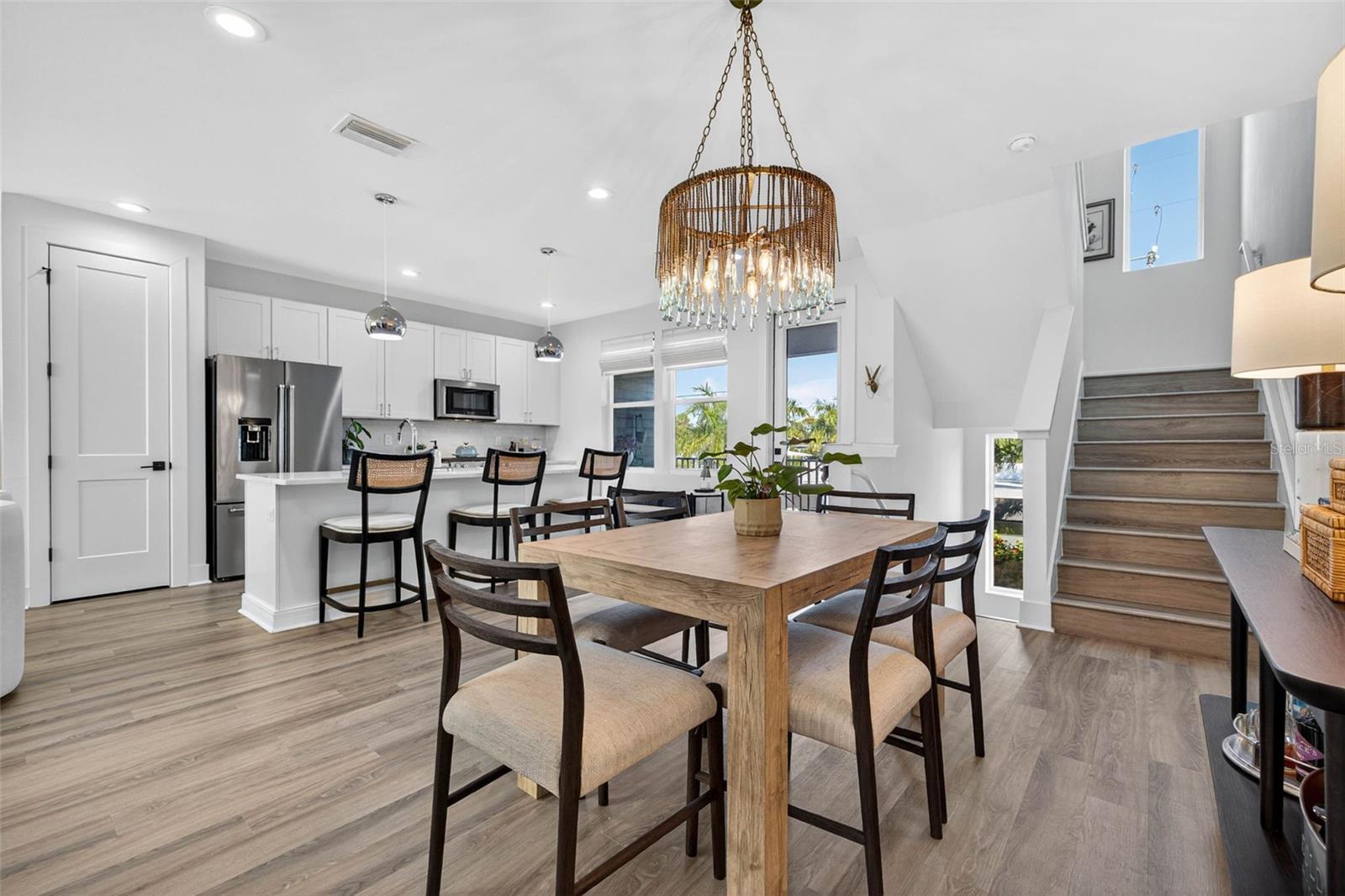 Image 22 of 51 For 29 29th Street N