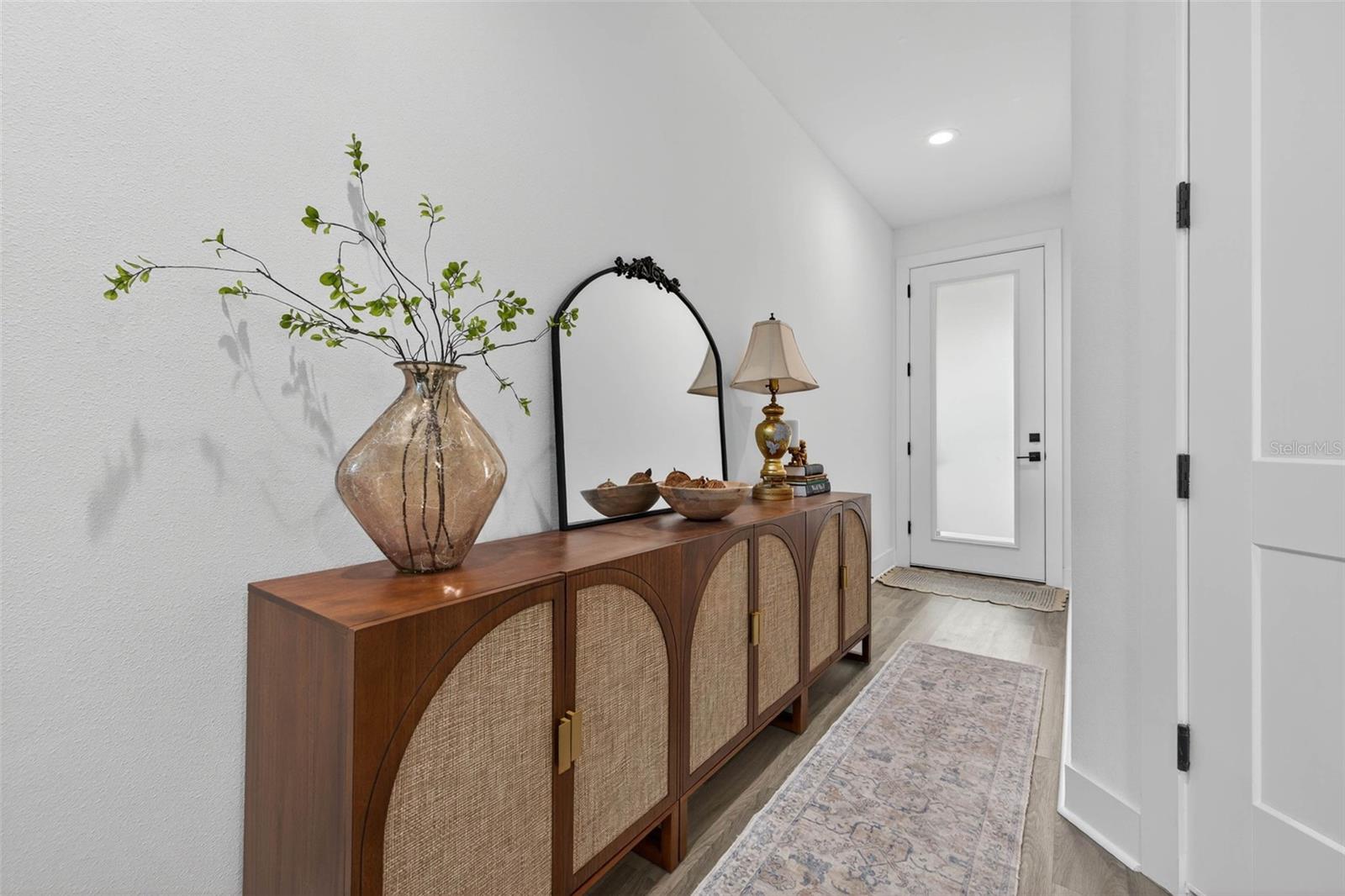 Image 4 of 51 For 29 29th Street N