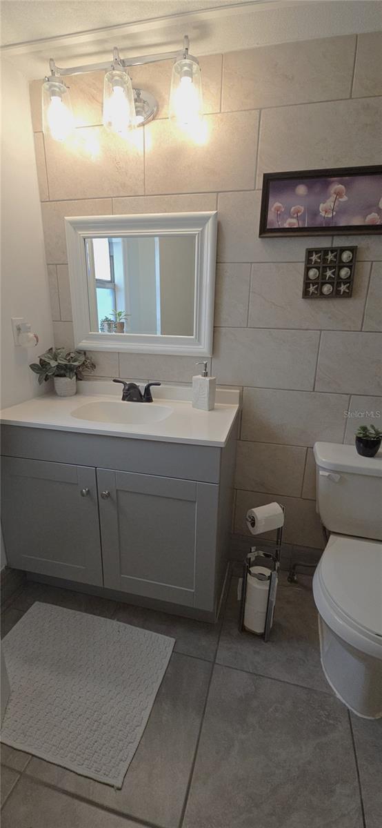 Image 19 of 36 For 1850 Hess Drive