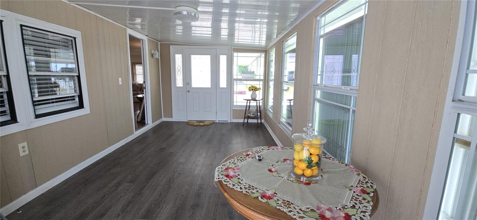 Image 31 of 36 For 1850 Hess Drive