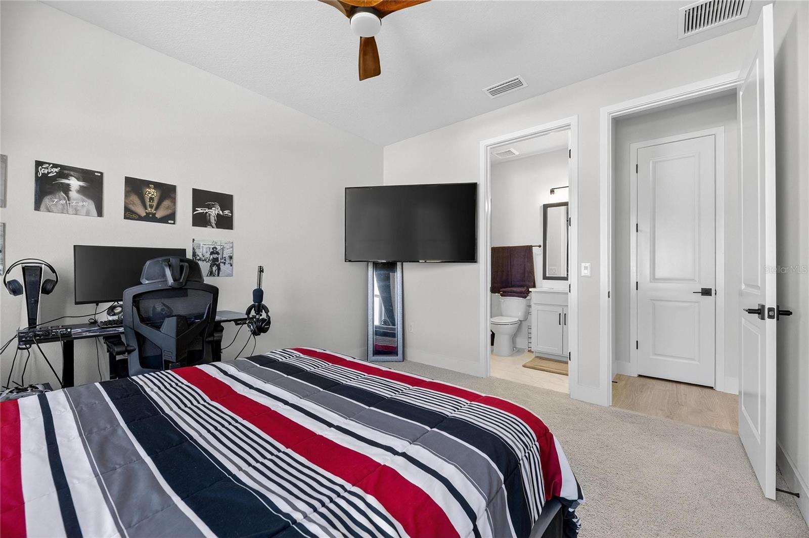 Image 52 of 71 For 11329 Hardwood Hammock Lane