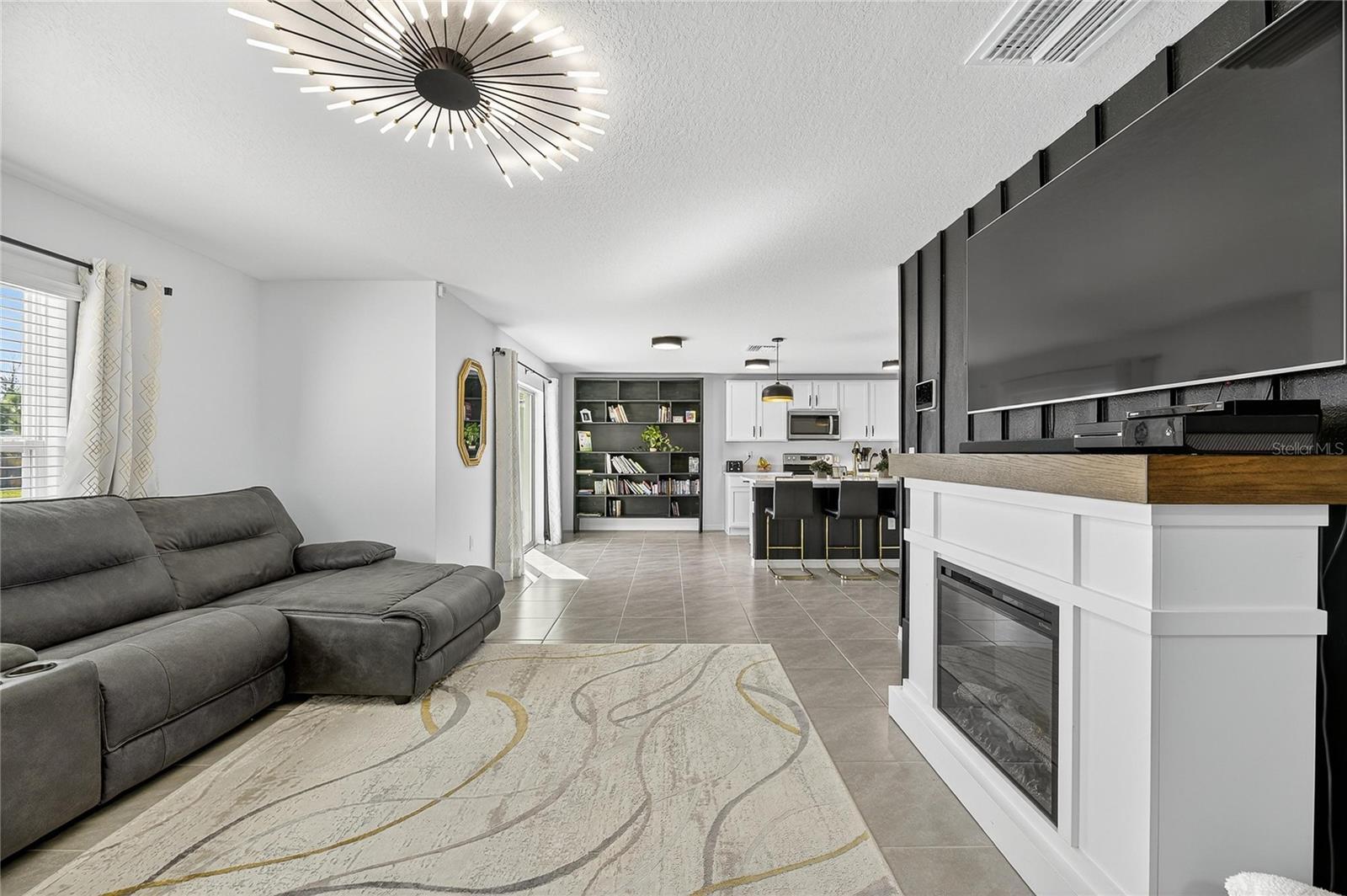 Image 19 of 41 For 3506 Forest Path Drive