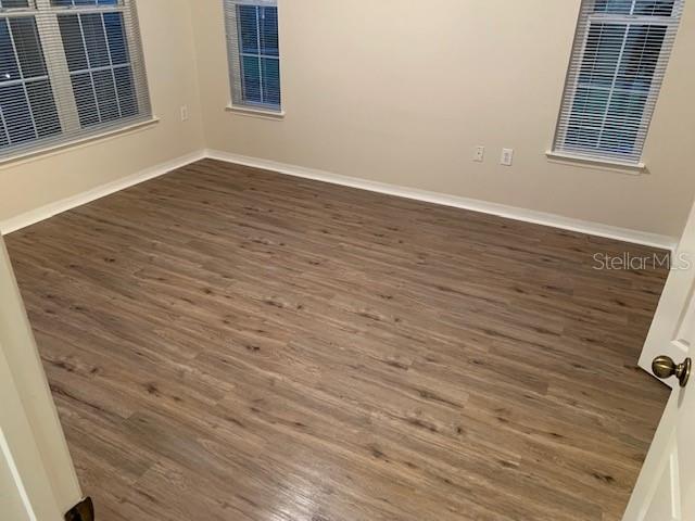 Image 11 of 14 For 10112 Courtney Palms Boulevard 201