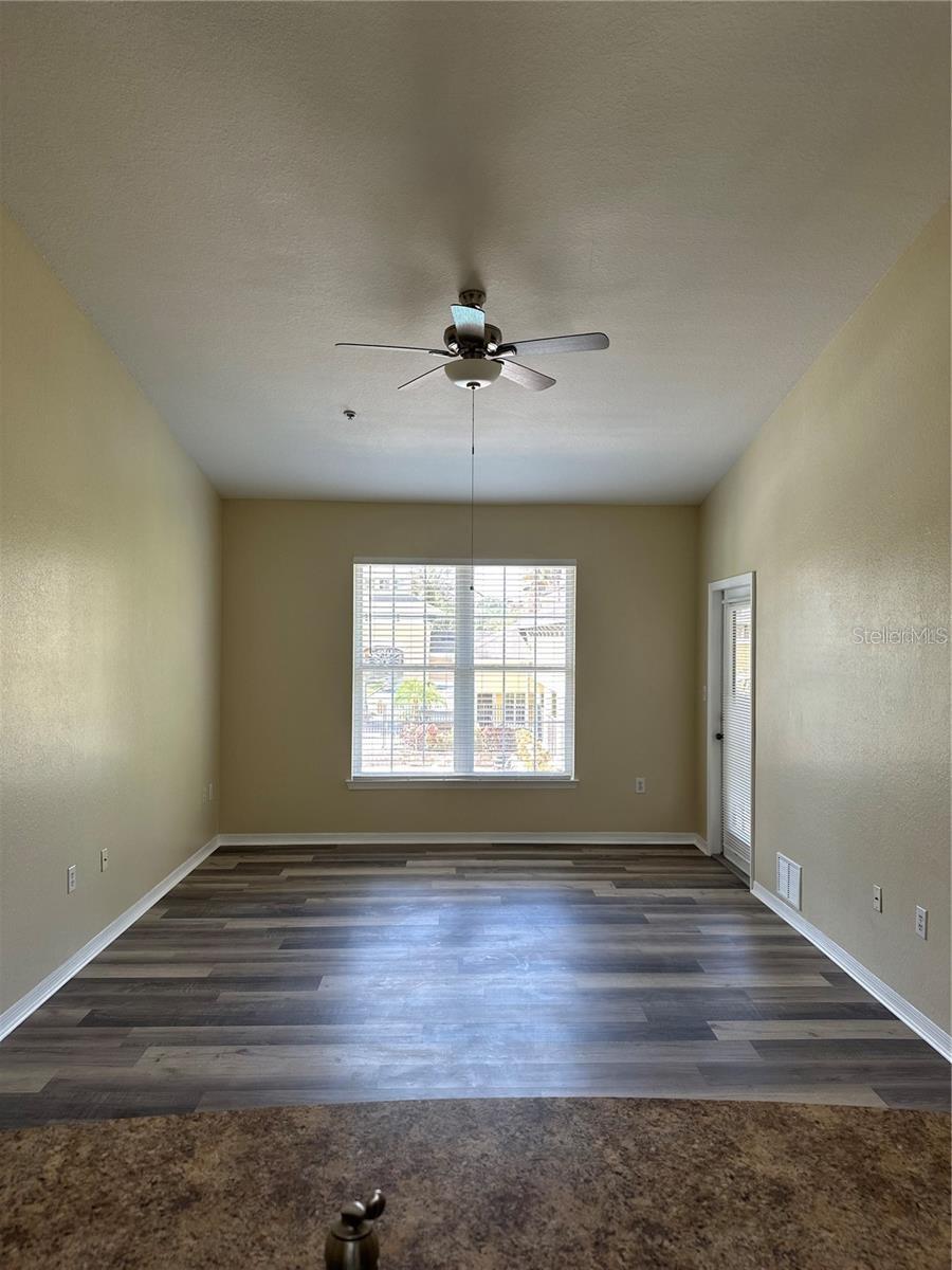 Image 8 of 14 For 10112 Courtney Palms Boulevard 201