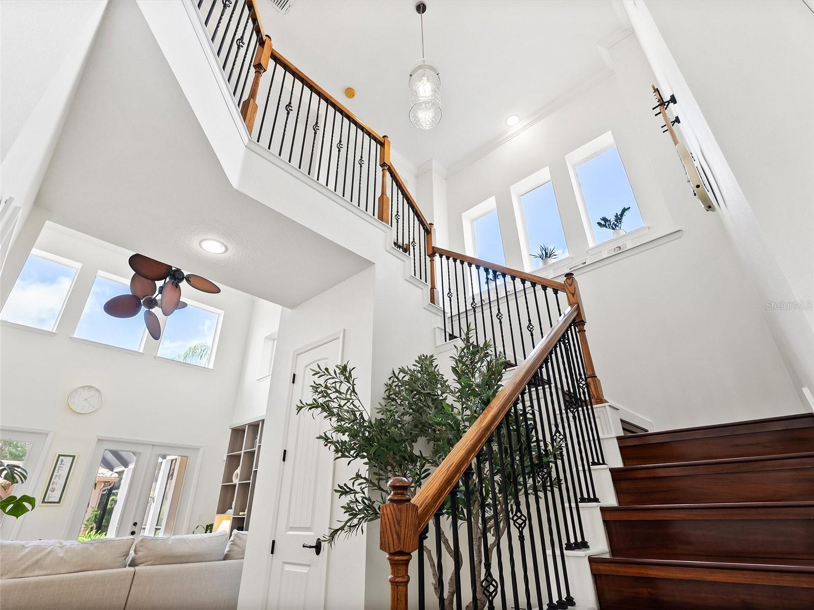 Image 17 of 87 For 17420 Varona Place