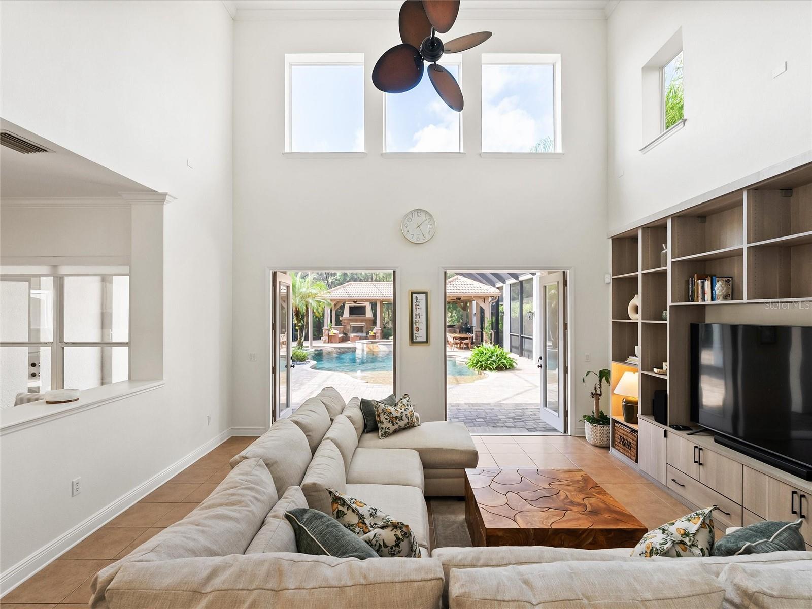 Image 21 of 87 For 17420 Varona Place