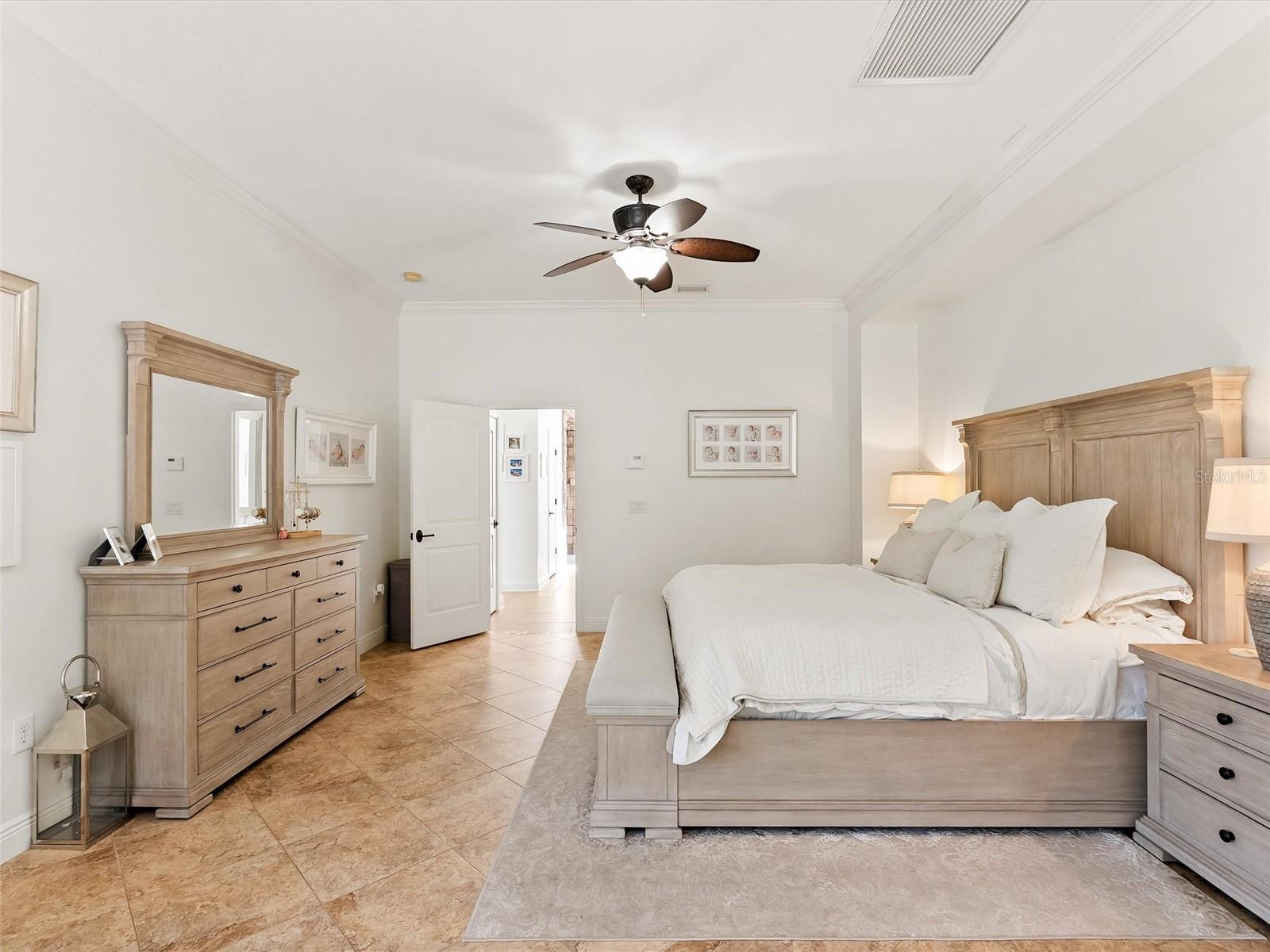 Image 43 of 87 For 17420 Varona Place