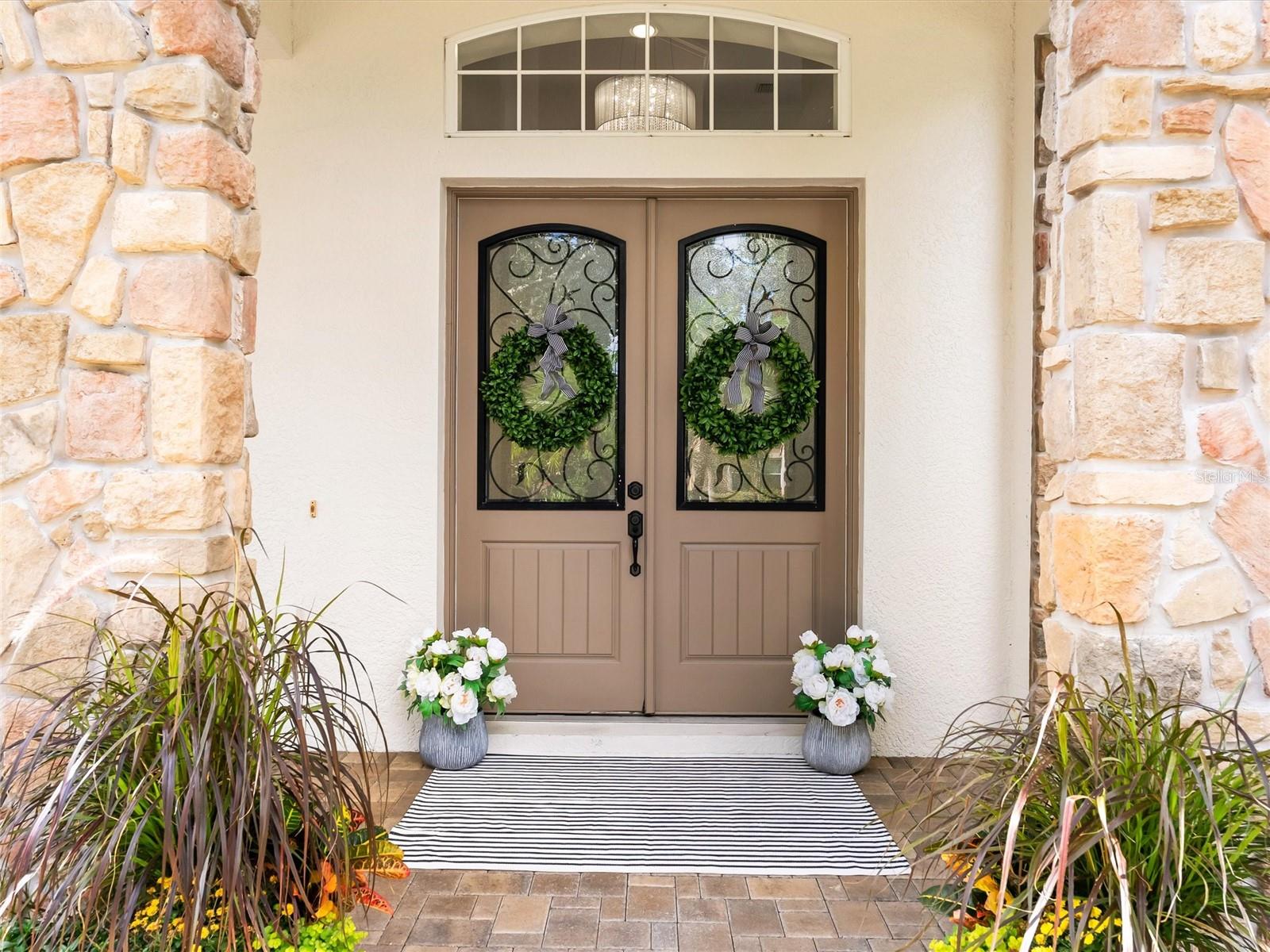 Image 8 of 87 For 17420 Varona Place