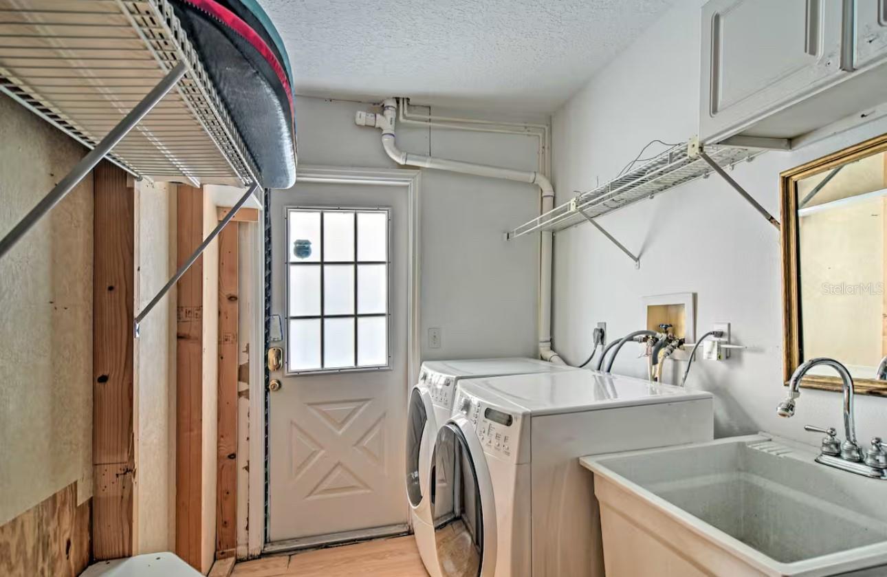 Image 15 of 23 For 11204 126th Avenue