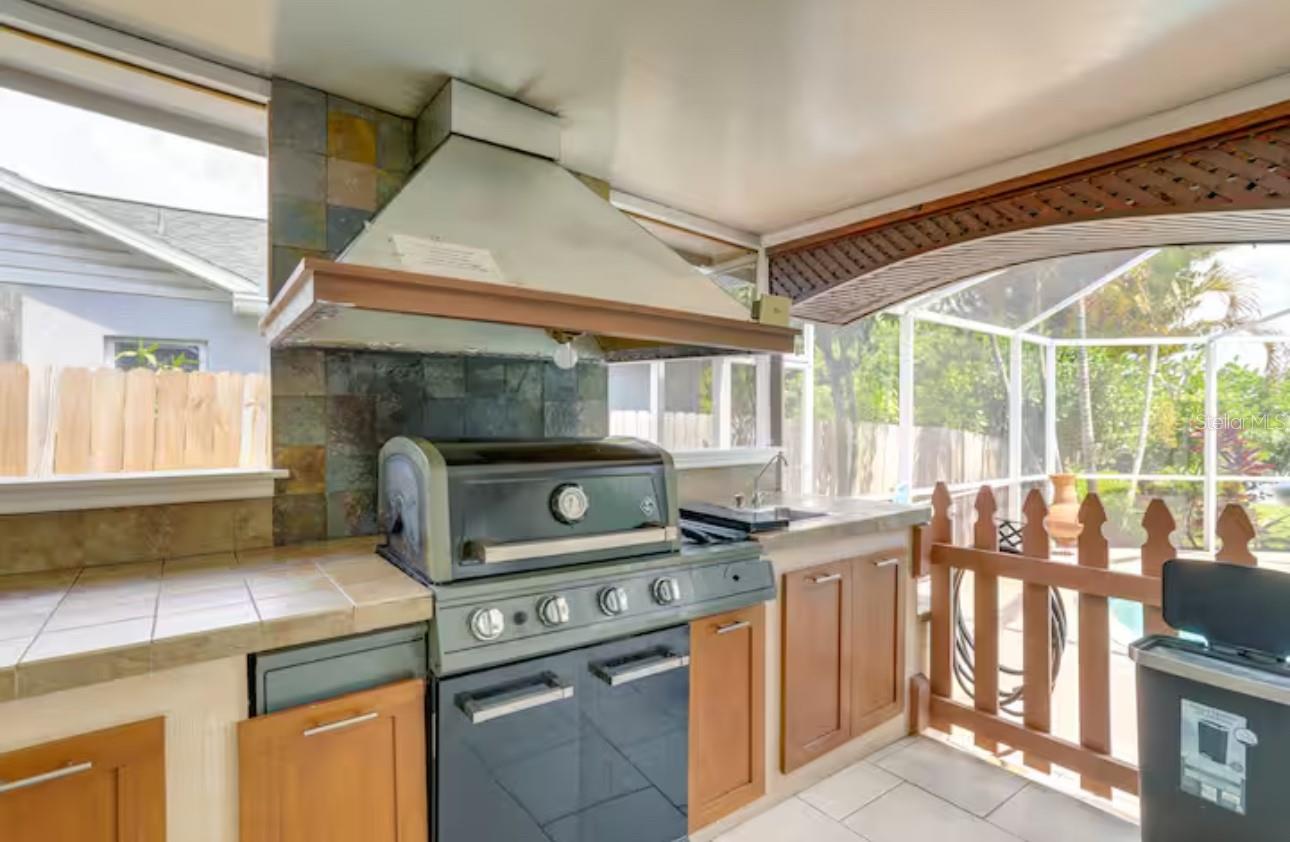 Image 17 of 23 For 11204 126th Avenue