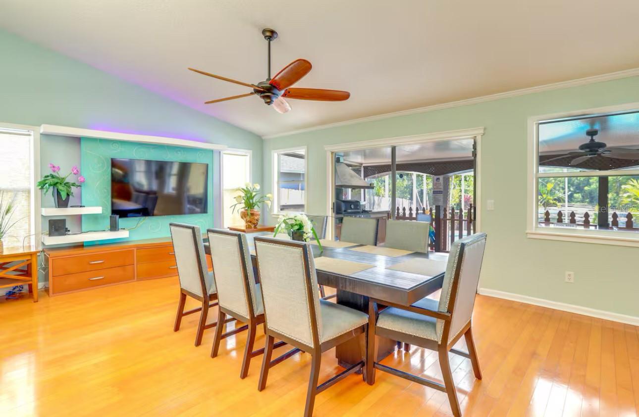 Image 5 of 23 For 11204 126th Avenue