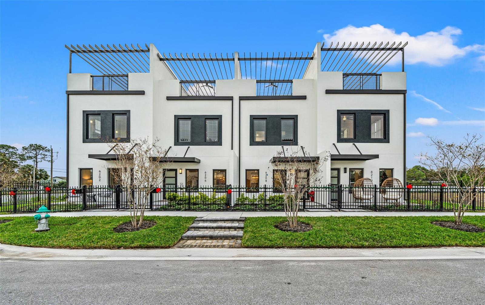 Image 2 of 48 For 6209 64th Way N