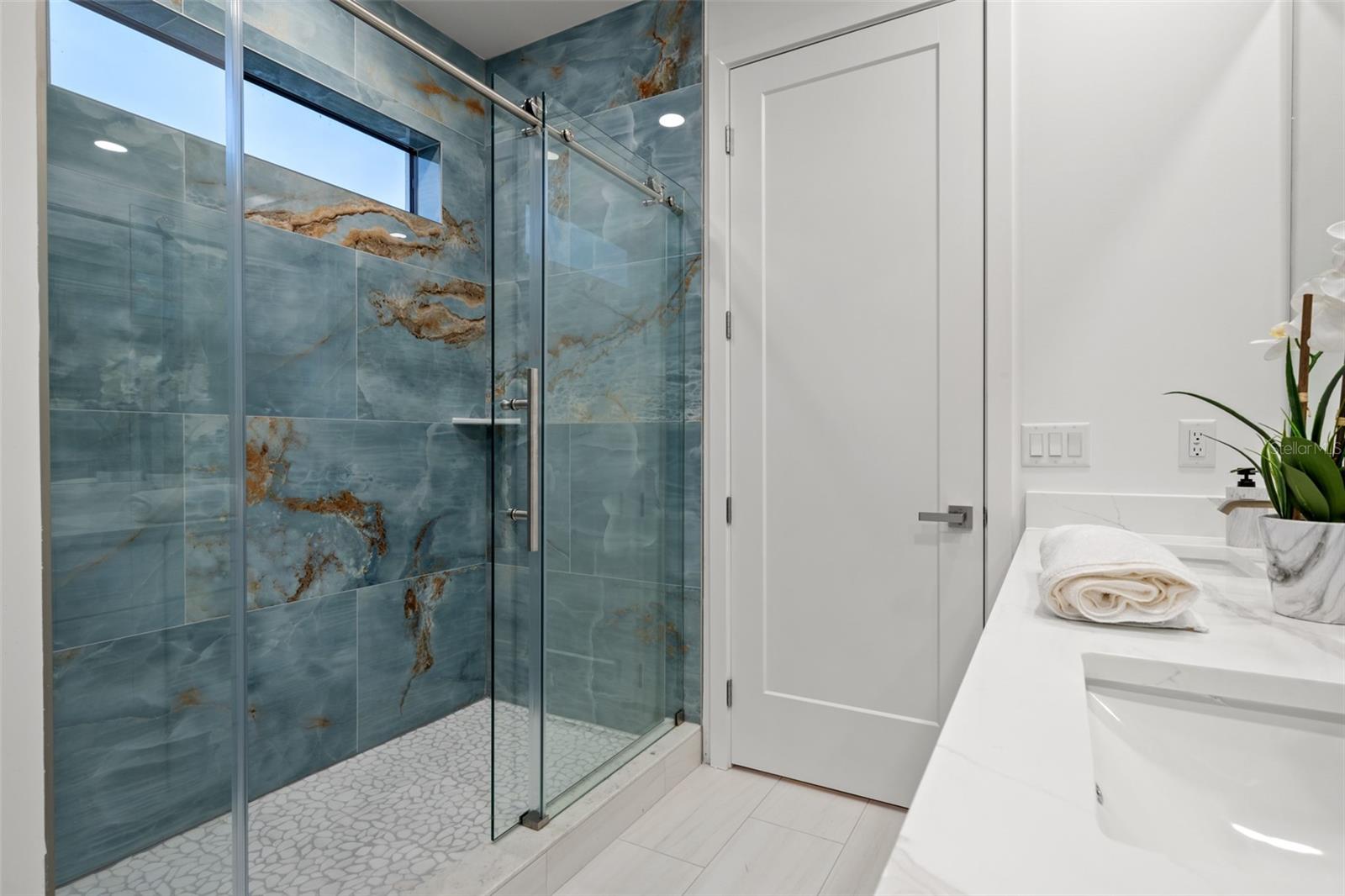 Image 23 of 48 For 6209 64th Way N