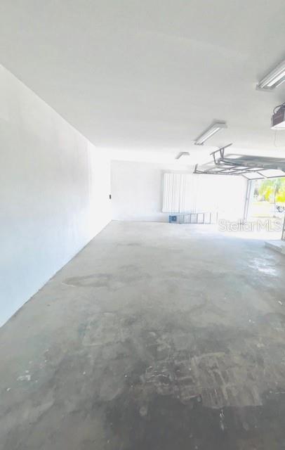 Image 32 of 34 For 10223 Tarragon Drive