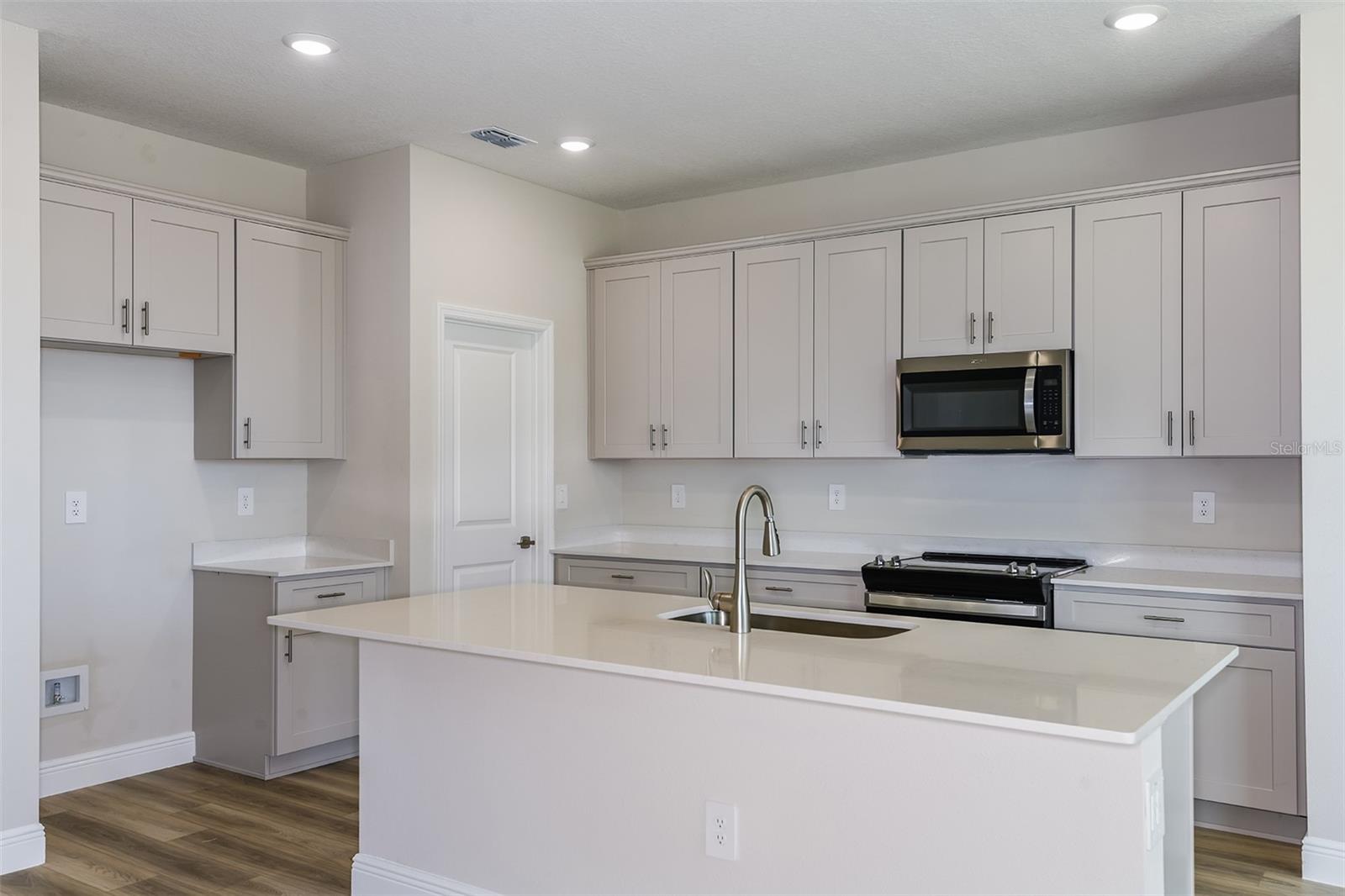 Image 2 of 23 For 6152 Sw 97th Street