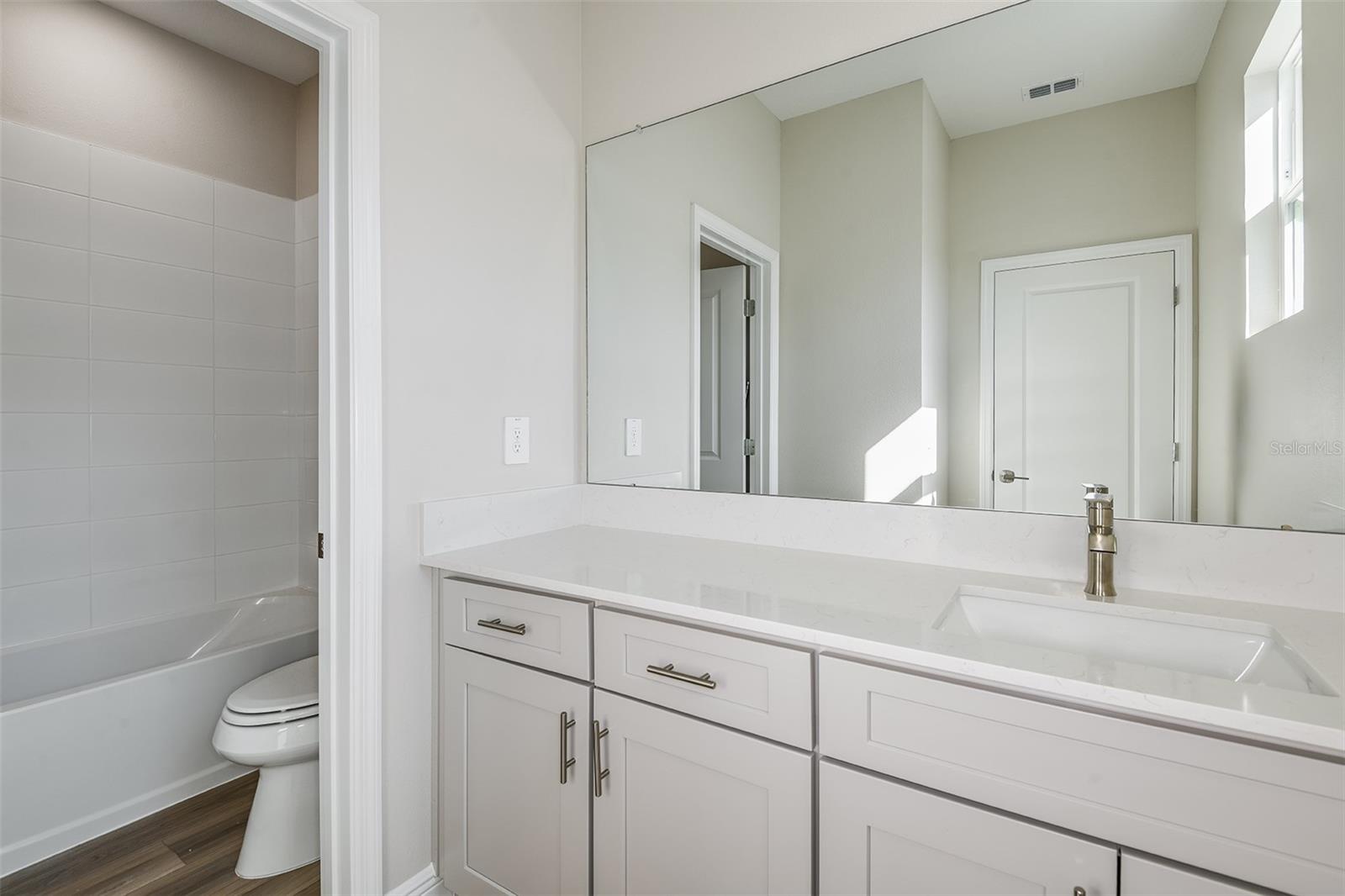 Image 21 of 23 For 6152 Sw 97th Street