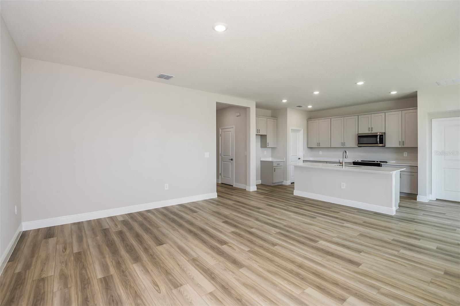 Image 7 of 23 For 6152 Sw 97th Street