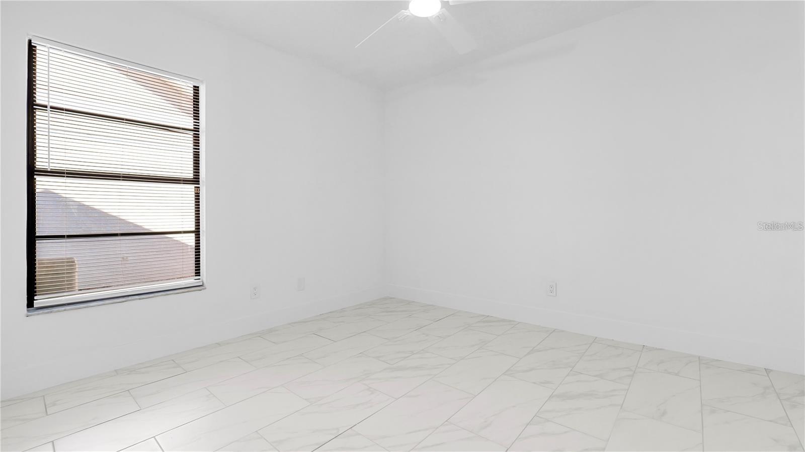 Image 22 of 45 For 10426 Deepbrook Drive